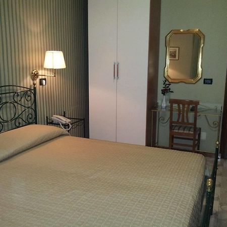 טורינו Hotel Imperial מראה חיצוני תמונה